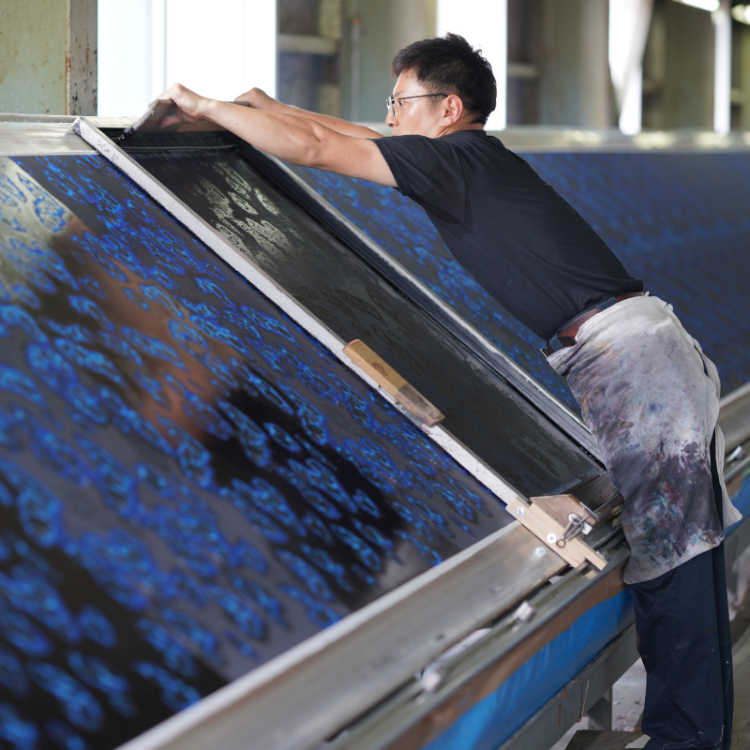 静嘉堂文庫美術館 スクエアスカーフ ＜曜変天目＞ | 京友禅アロハ