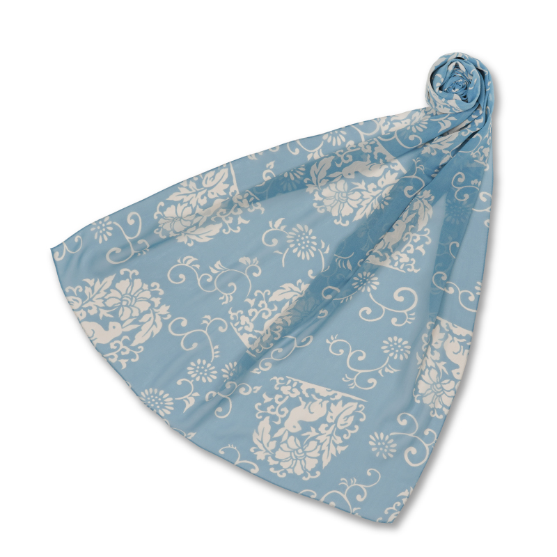 【美品】モスキーノ 高級 シルク100% 花柄 昭和風 薄手 飾りボタンブラウス 美品】モスキーノ 高級 シルク100% 花柄 昭和風 薄手 飾りボタン