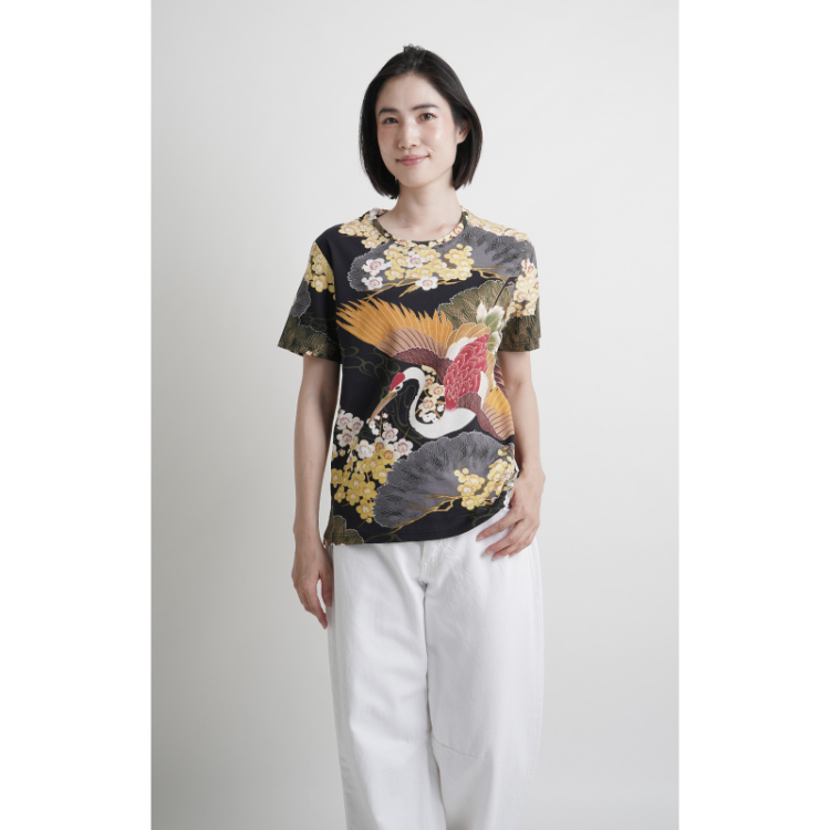 【LEONARDFASHION】黒 花柄半袖Tシャツ LEONARDFASHION】黒 花柄半袖Tシャツ