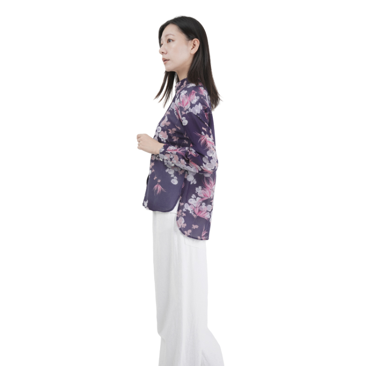 和柄 綿シフォンブラウス ＜菊に常盤木/紫桃＞ | 京友禅アロハシャツ
