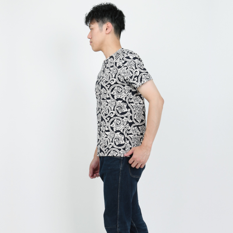 和柄 メンズ半袖tシャツ 獅子毛唐草 白黒 Pagong メンズ Pagong公式通販サイト Pagong ネットショップ