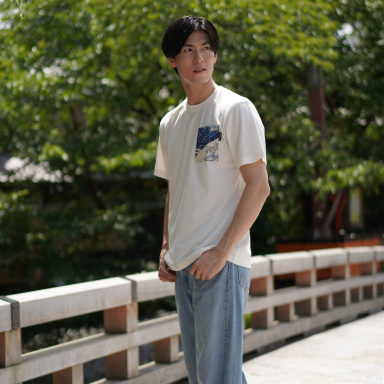 未使用　Pagong パゴン　京友禅　きのこ　半袖　カットソー　ゆったり　LL 葛飾北斎 キモノポケットTシャツ ＜大波/白＞ | 京友禅アロハシャツ
