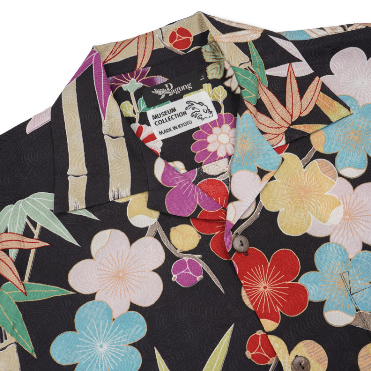 UNUSED アロハシャツ 黒地 花柄　マカロニえんぴつ　はっとり着用 UNUSED アロハシャツ 黒地 花柄 マカロニえんぴつ はっとり着用