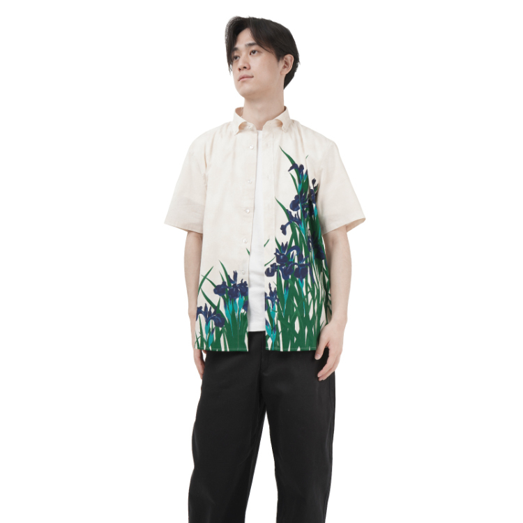 Pagong　尾形光琳 燕子花　半袖ボタンダウンシャツ 砂色 XL 尾形光琳 半袖ボタンダウンシャツ ＜燕子花/砂色＞ | 京友禅