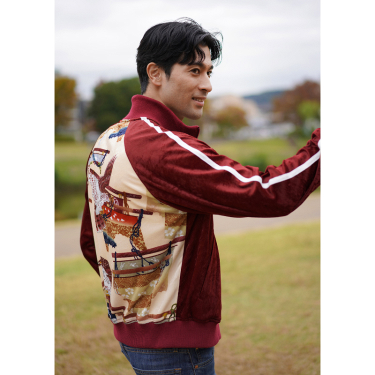 和柄 ベロアジャケット ＜鷹に几帳/茜色＞ | 京友禅アロハシャツ
