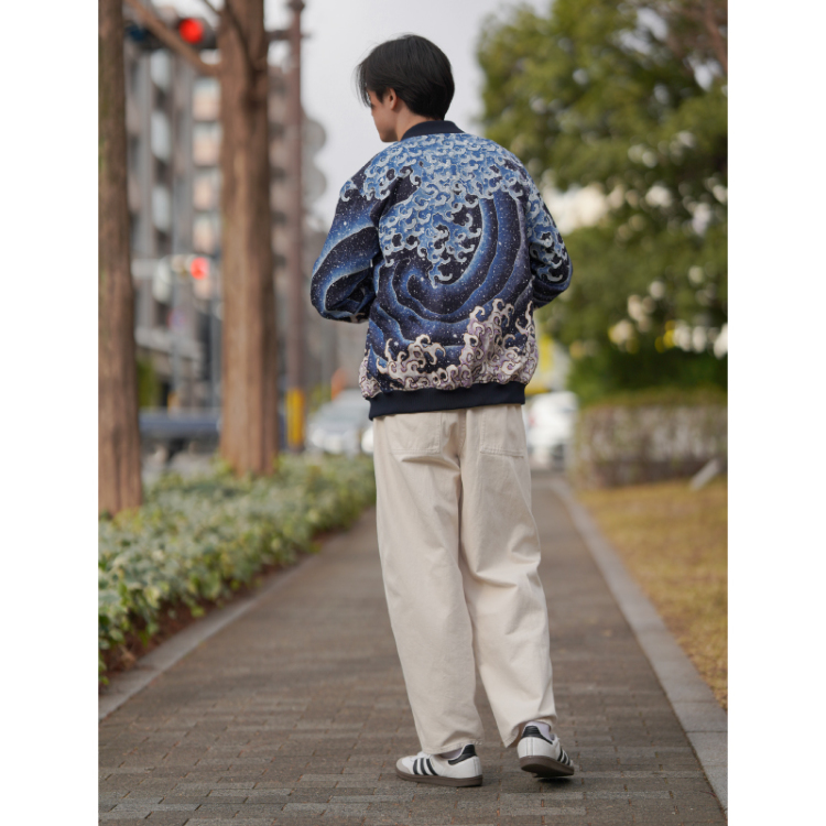 葛飾北斎 ブルゾン ＜怒涛図男浪/紺＞ | 京友禅アロハシャツ【Pagong