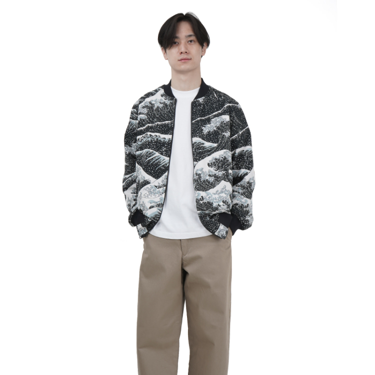 葛飾北斎 リバーシブルブルゾン ＜甲州石班澤×大波/濃紺＞ | 京友禅