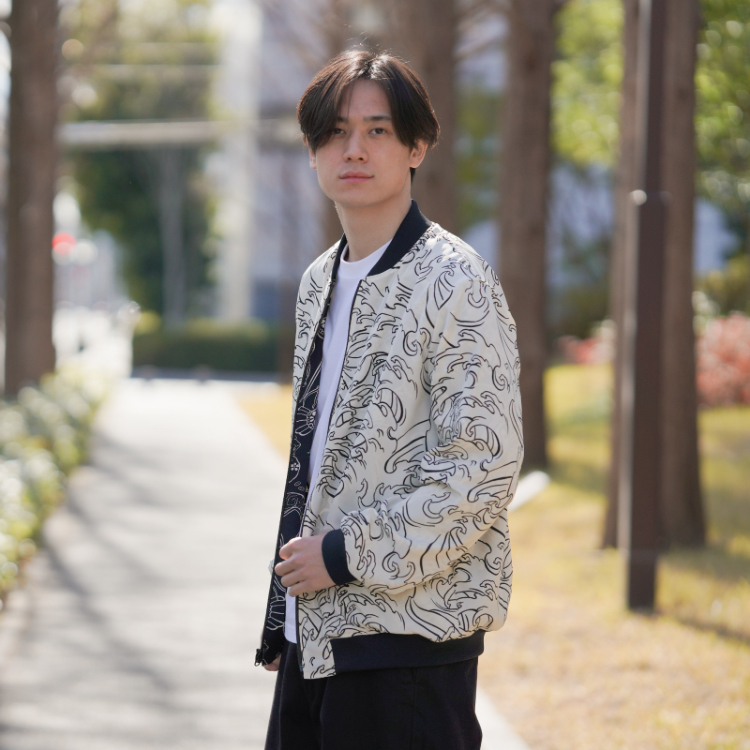 祇園だるま リバーシブルブルゾン ＜招福だるま×額波/黒白＞ | 京友禅