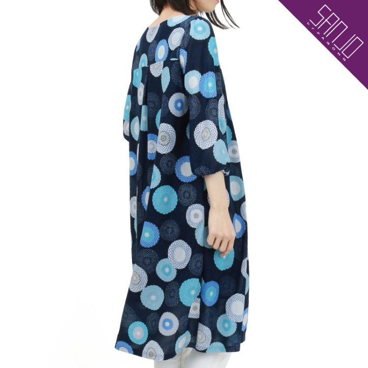 花柄 ピンタックワンピース ロング 菊花 ネイビー ブルー Sanjo By Pagong 京友禅アロハシャツ Pagong 公式通販サイト Pagong ネットショップ